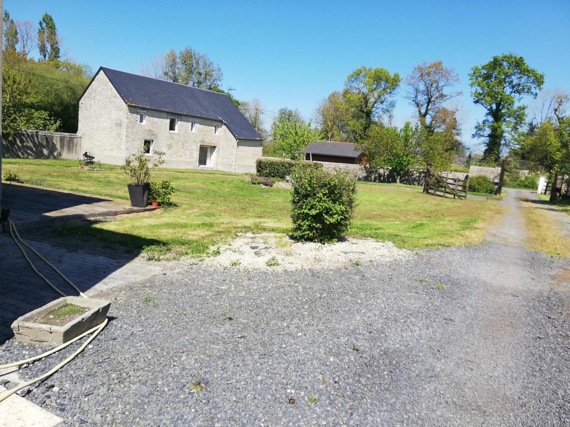 Vila La Ferme De Montigny Asnieres-en-Bessin Exteriér fotografie